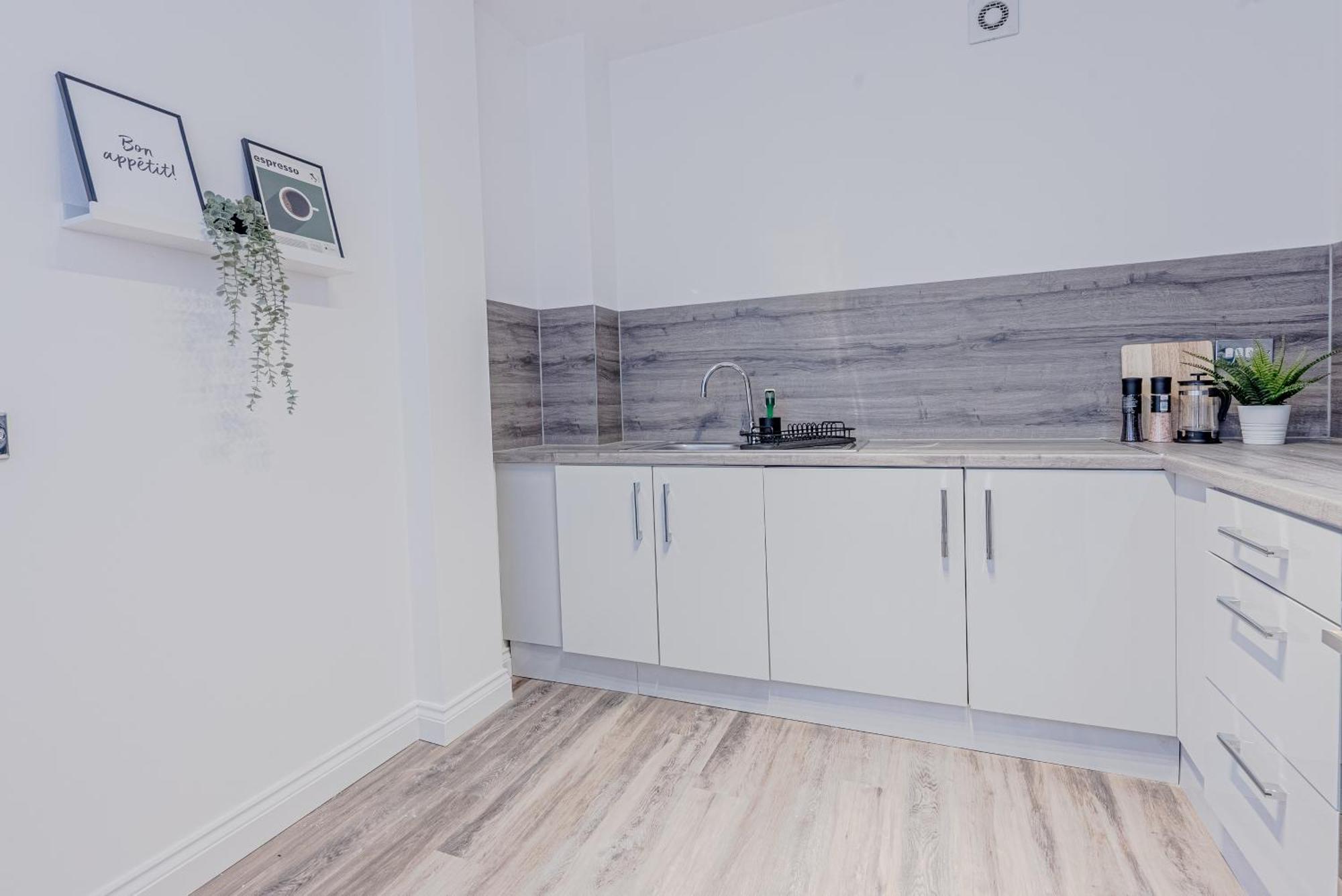 Stunning Three Bedroom Townhouse In The Jewellery Quarter, Birmingham City Centre Sleeps 5- Free Parking Exterior photo